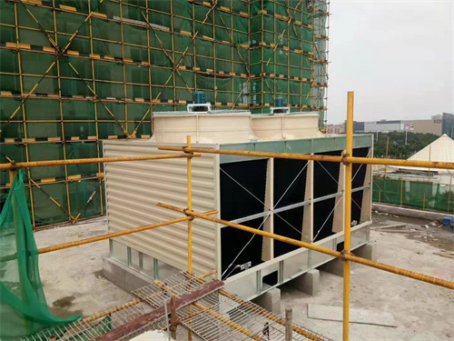 在冷卻塔出現(xiàn)明顯漂水現(xiàn)象時怎么辦(冷卻塔維護(hù))